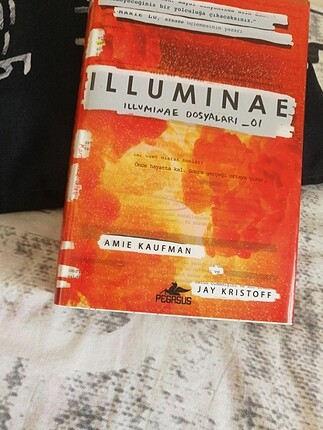 ILLUMINAE-AMİE KAUFMAN/JAY KRİSTOFF-PEGASUS YAYINLARI