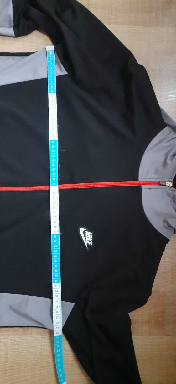 Nike Siyah-Gri Kapüşonlu Spor Ceket — görsel 3/5