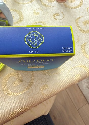 Shiseido Pudra - Haki Gri Kapaklı - Görsel 4