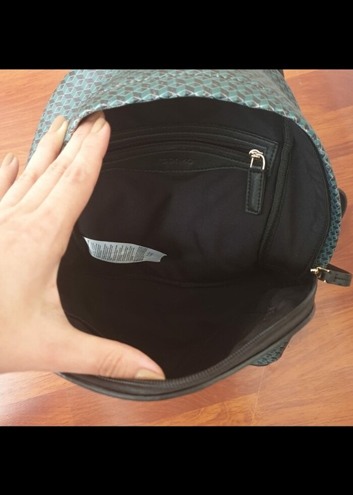 Sırt çantası - Görsel 2