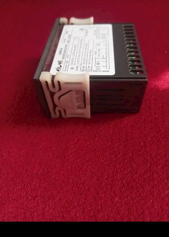  Beden Renk Eliwell Dijital Termostatı