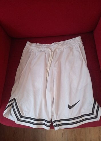 Nike Şort L
