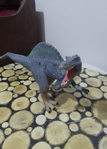 Spinosaurus Dinozor Oyuncak 30x17