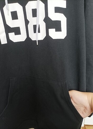 42 Beden siyah Renk Kapşonlu, cepli sweatshirt 