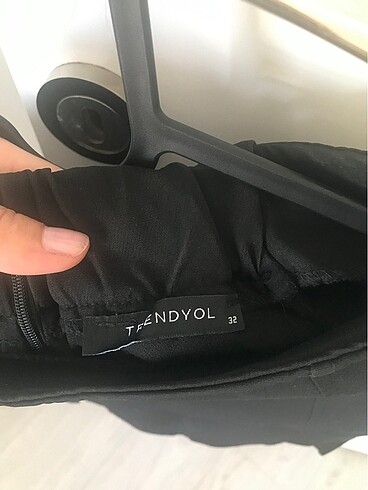 32 Beden siyah Renk Trendyol mini şort etek