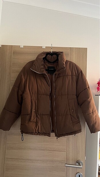 pull and bear mont