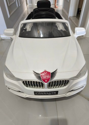 Kraft marka Bmw model akülü uzaktan kumandalı araba. - Görsel 6