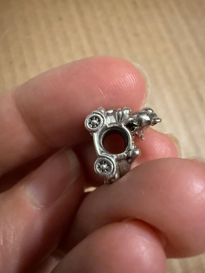 Pandora disney minnie mickey araba Charm - Görsel 2