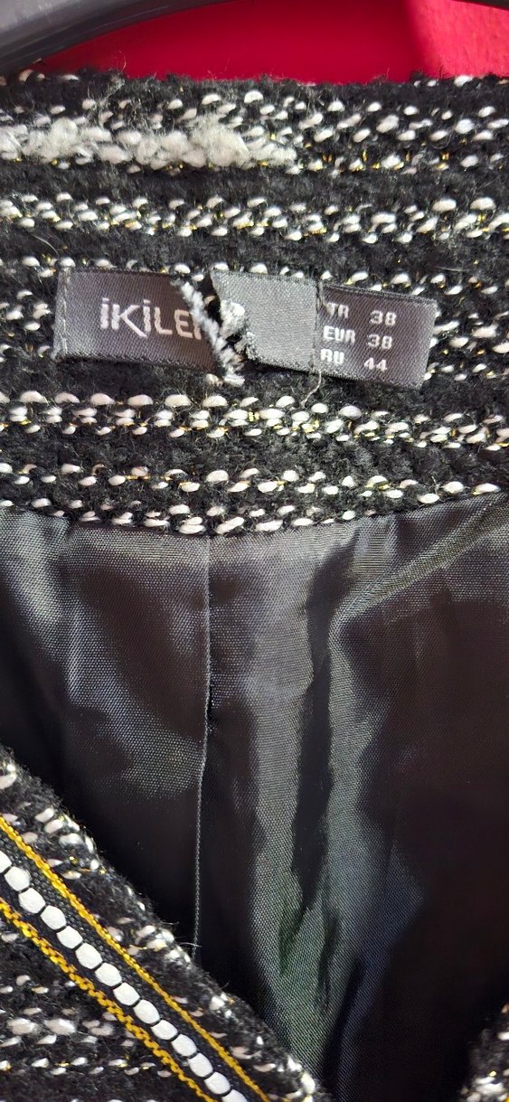 Düğmeli, Nakışlı Kısa Gri Kadın Ceket - Görsel 2