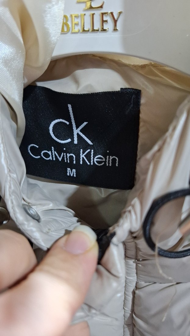 Bej Düğmeli kadın mont - Görsel 2