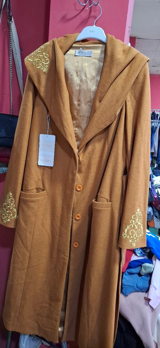 Düğmeli İşlemeli Uzun Kahverengi Kadın Kaban - Görsel 3