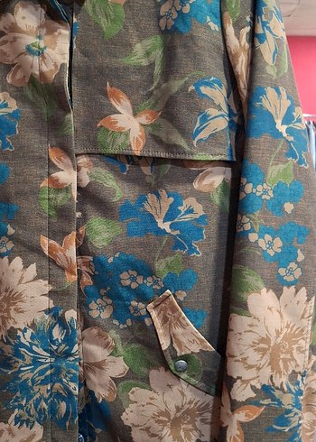 Çiçek Desenli Uzun Kadın Kaban - Görsel 2