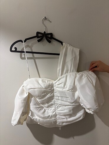 V2K Designers Self-Portrait Crop Top