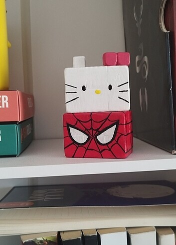 Beden Spider-Man, Hello kitty