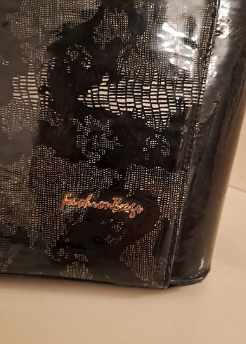 Siyah Deri Yılan Desenli Tokalı Kadın Çanta - Görsel 5