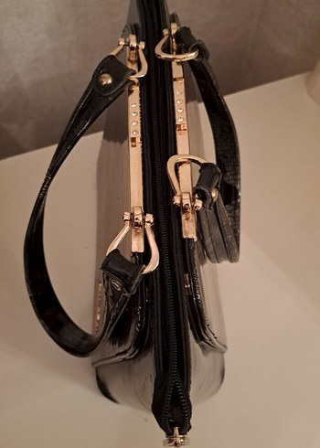 Siyah Deri Yılan Desenli Tokalı Kadın Çanta - Görsel 2