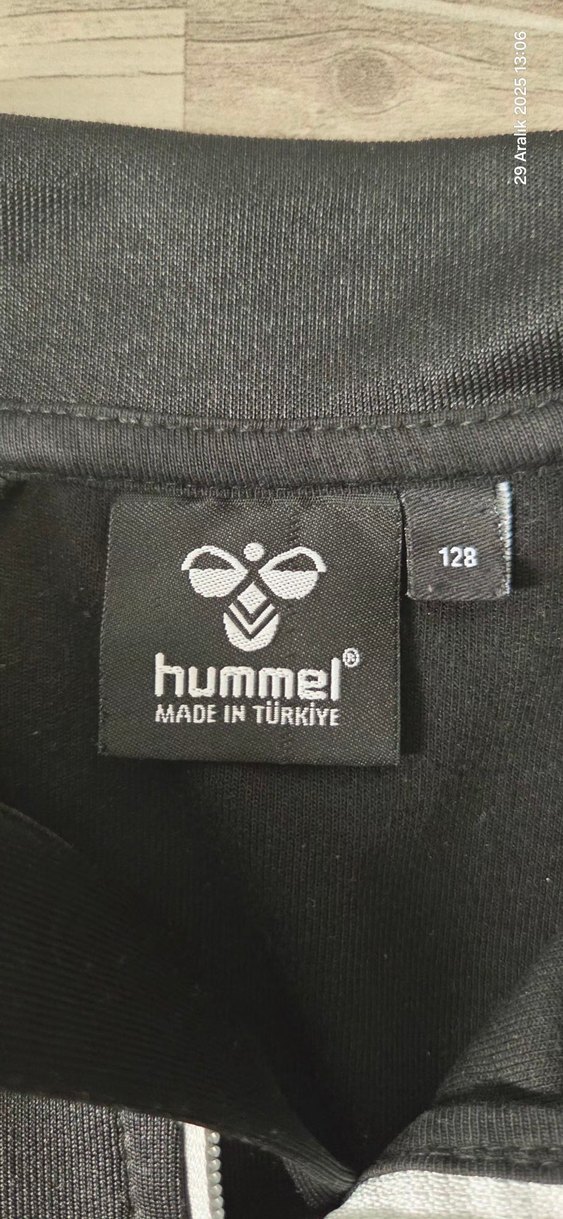 hummel Siyah Fermuarlı Yüksek Yakalı Spor eşofman üstü - Görsel 2
