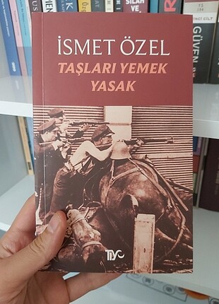 Ismet Özel Taşları Yemek Yasak