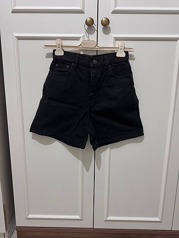 Pull and bear şort