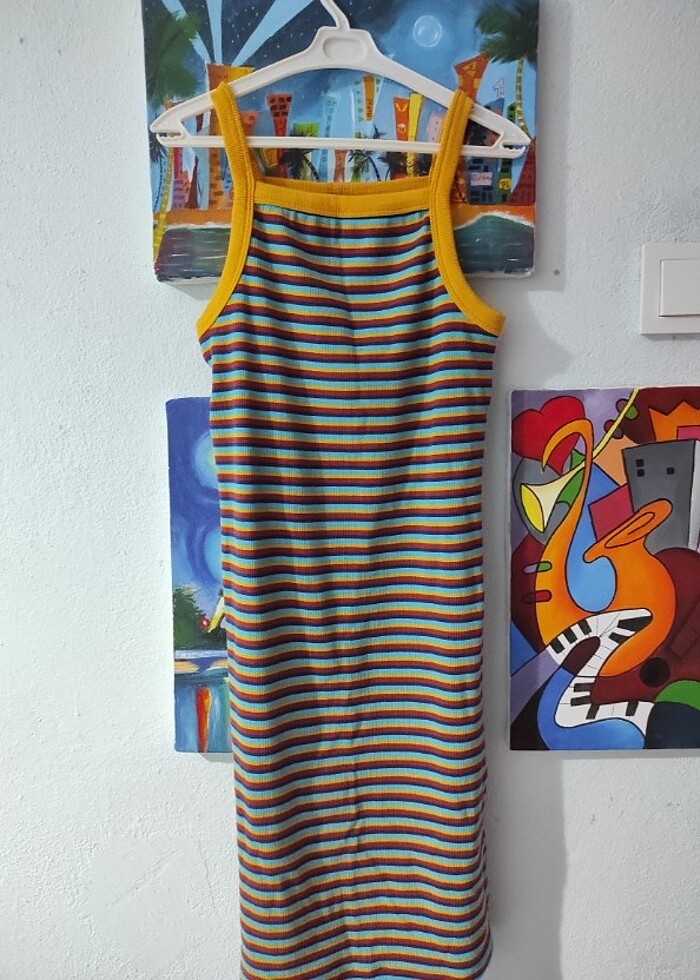 Kısa Renkli Elbise - Görsel 2