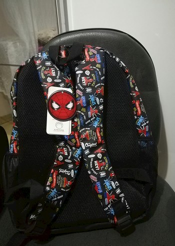 Renkli Marvel Spider-Man Okul Çantası - Görsel 3