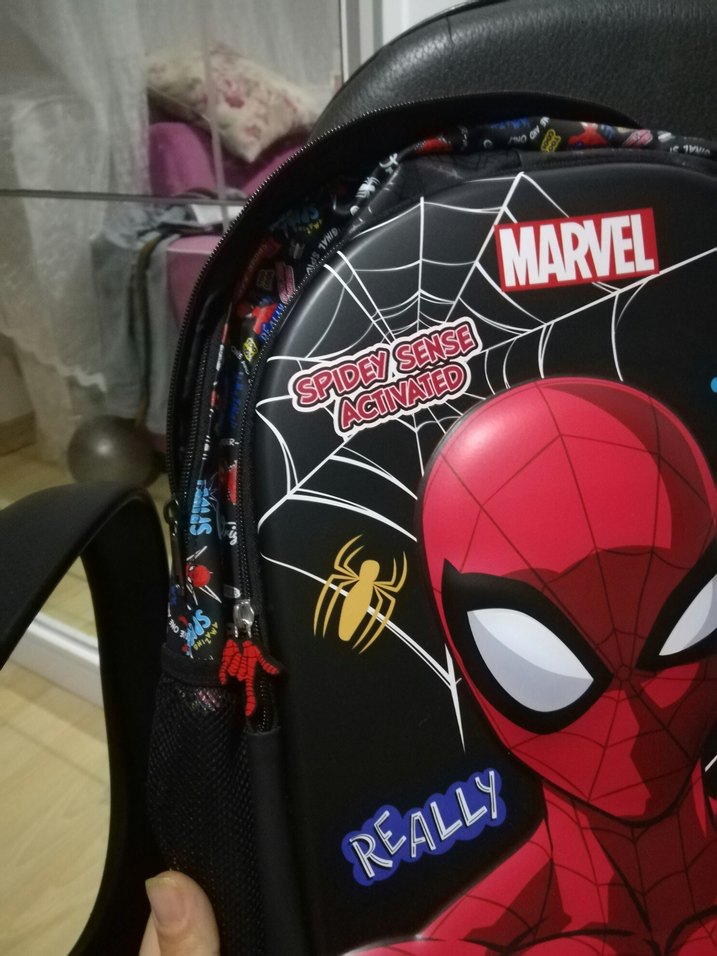 Renkli Marvel Spider-Man Okul Çantası - Görsel 4