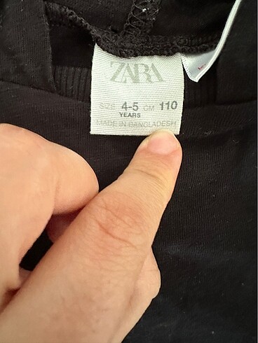 Zara Üstte çok şık duruyor