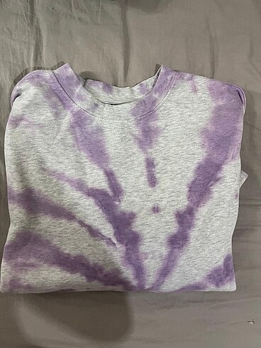 hm batik sweatshirt
