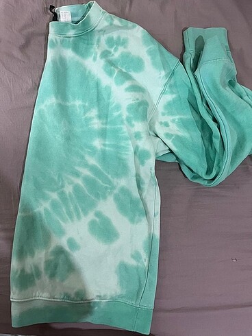 H&M hm batik desenli sweatshirt