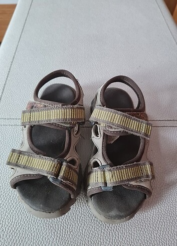 25 Beden Decathlon sandalet 