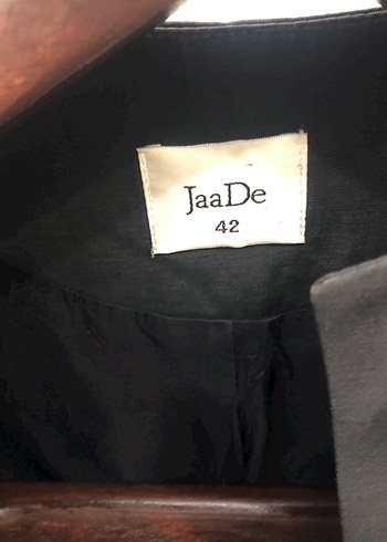 Düğmeli Siyah Midi Kadın Blazer - Görsel 3