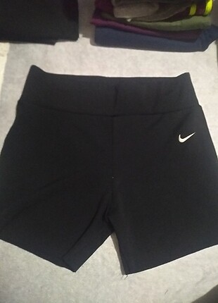 Bayan Nike voleybol taytı