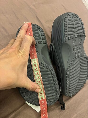 34 Beden Crocs terlik