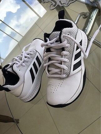 Adidas ayakkabısı