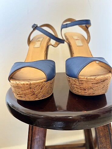 Elle mantar topuklu platform ayakkabı - Görsel 4