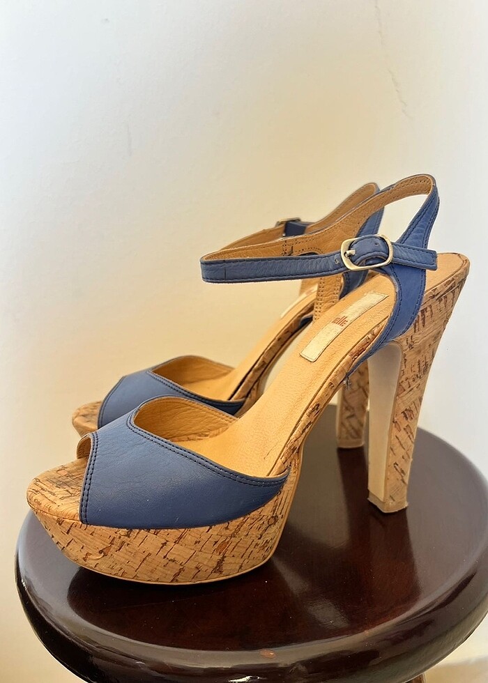 Elle mantar topuklu platform ayakkabı - Görsel 2