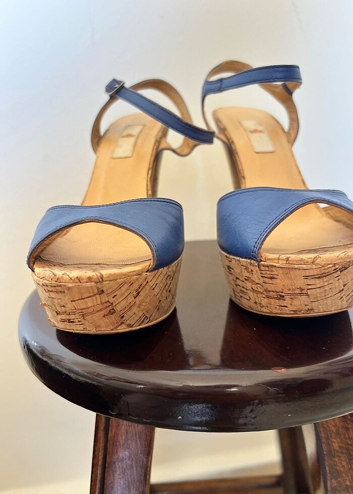 Elle mantar topuklu platform ayakkabı - Görsel 4