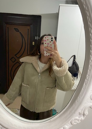 Peluş Detaylı Bej Kadın Mango Kışlık Ceket
