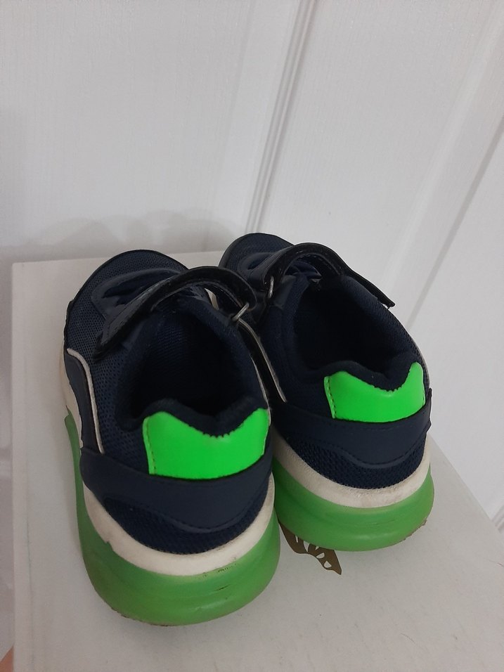 Erkek Çocuk Lacivert Renkli Spor Ayakkabı - Görsel 2