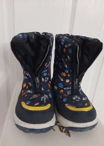 Erkek Çocuk Mavi Desenli Cırt Cırtlı Bot - Görsel 2