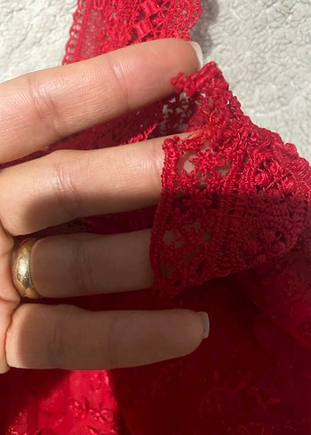 Dantel İşlemeli Kırmızı Mini Bluz - Görsel 2