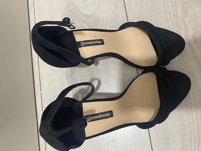 Stradivarius Stradivarius Stiletto