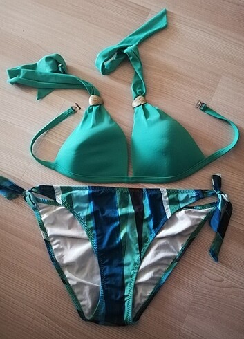 Bikini 