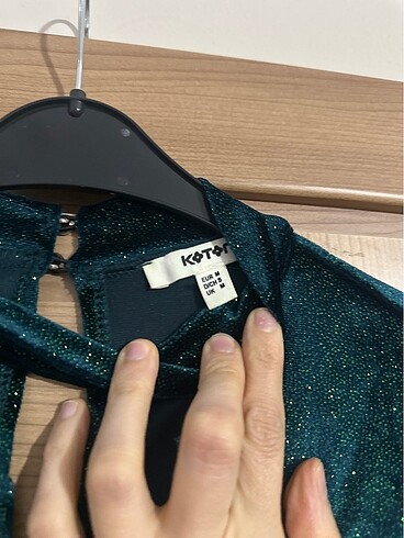 m Beden yeşil Renk Simli elbise