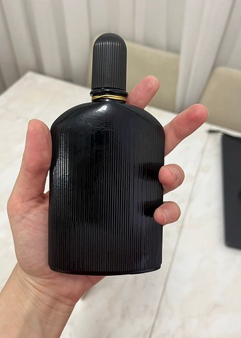  Beden Renk Tom Ford Black Orchid Erkek Parfümü