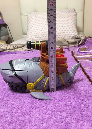  Mattel Gri korsan Köpekbalığı Aksiyon Figür oyuncak