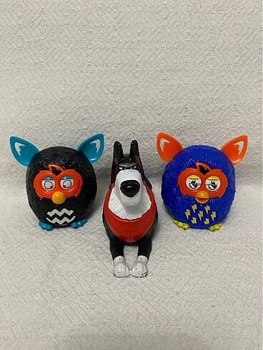 Furby ve Köpek Oyuncak