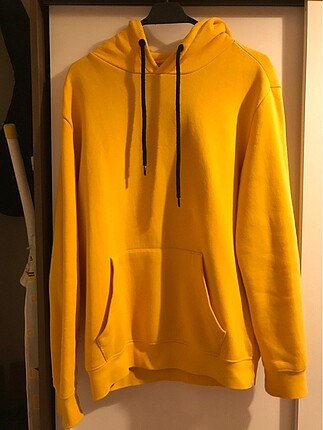 Bershka Marka Sarı Kapüşonlu Sweat
