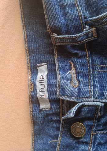 Düğmeli Mavi Mini Kot Şort - Görsel 2