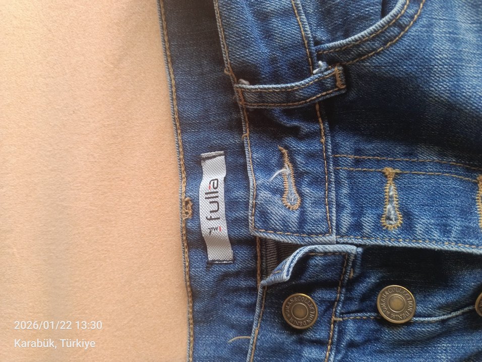 Düğmeli Mavi Mini Kot Şort - Görsel 2